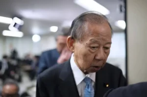二階俊博