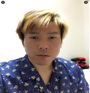 金バエ