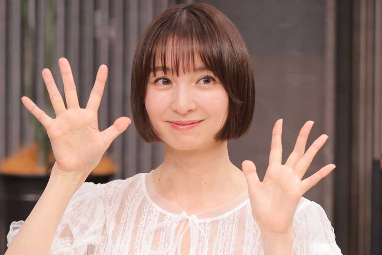 篠田麻里子