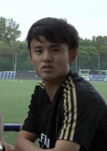 久保建英