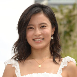 小島瑠璃子