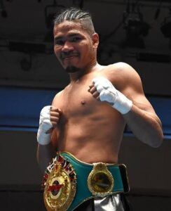 細川チャーリー忍
