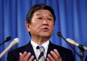 茂木敏充