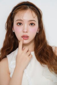 藤田ニコル