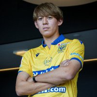 山本理仁