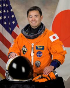 星出彰彦