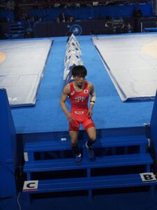 松井謙