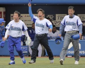 ダチョウ倶楽部