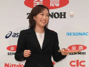 石川佳純