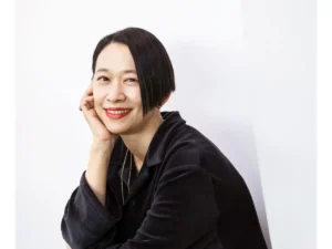 西加奈子