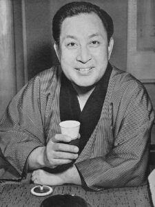 市川右太衛門