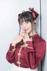上坂すみれ