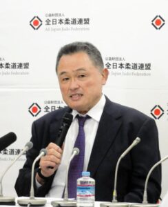山下泰裕