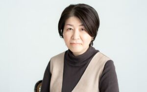 西條奈加