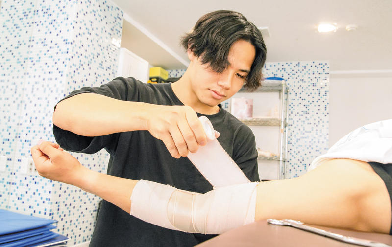 トレーナー