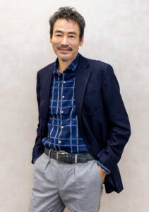 村上弘明