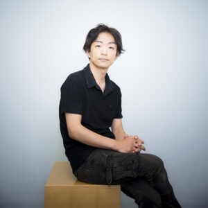 道尾秀介