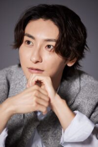 與真司郎