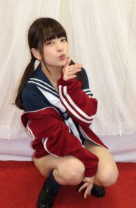 あべみかこ