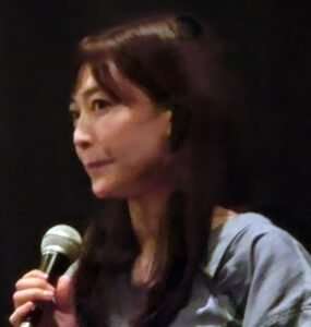 並木塔子