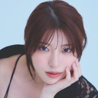 八巻アンナ