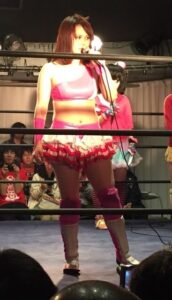 山下実優
