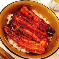 村中知