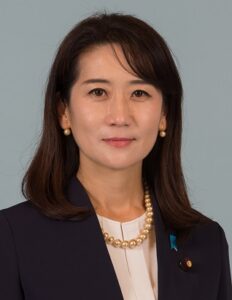 松川るい