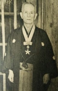 板谷波山