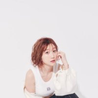 高田あゆみ