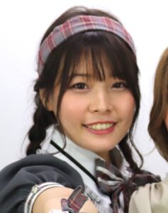 八木奈々