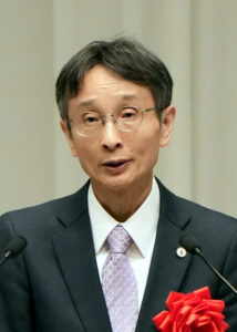 最高裁判所長官