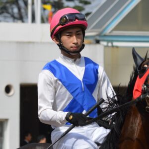 木幡初也
