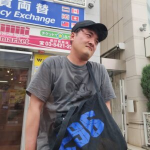 青木泰寛